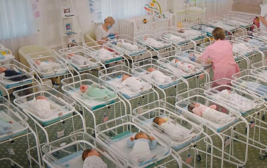 В киевском отеле — 46 младенцев от суррогатных матерей. Омбудсмен назвала это скандалом