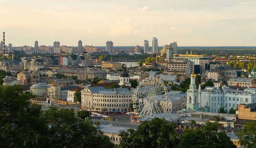 Центр Киева временно перекроют для транспорта: график ограничений движения