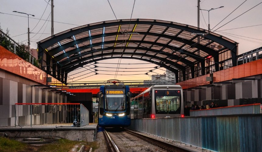 На Борщаговке временно закрывают скоростной трамвай: альтернативные маршруты