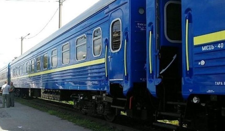 Через обстріли в Україні затримуються поїзди: список (оновлено)