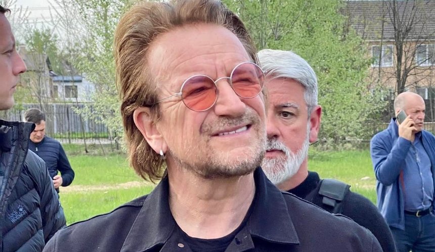 Боно з U2 побував в Ірпені та Бучі