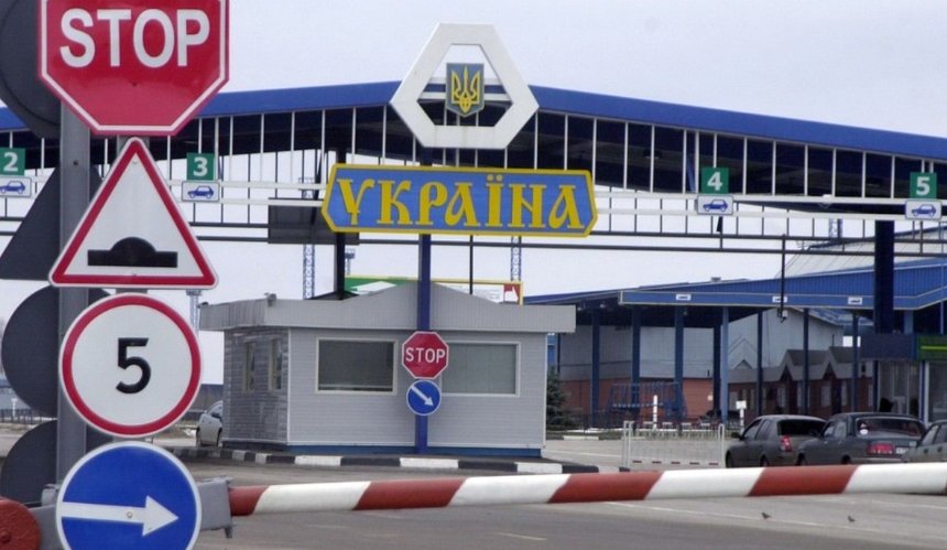 З 9 травня повертається до України більше людей, ніж виїжджає