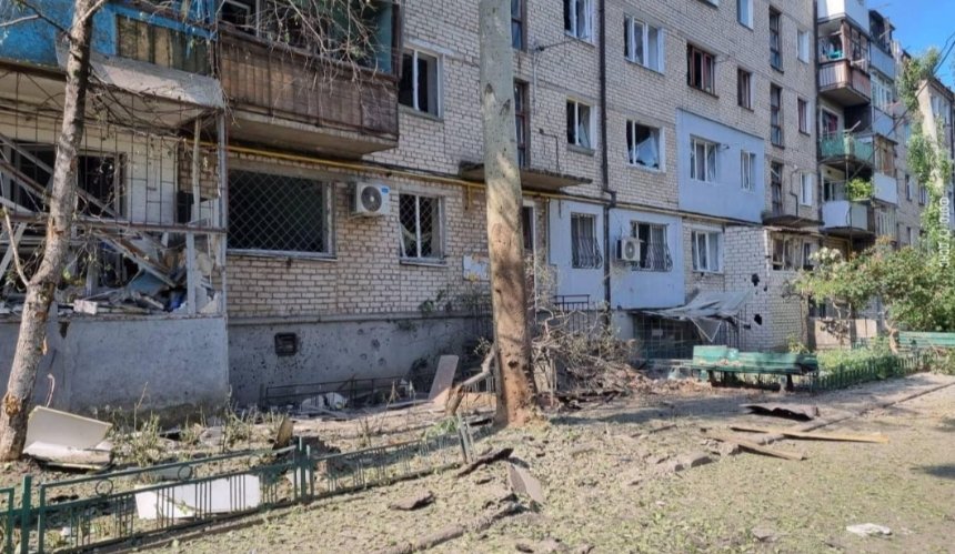 Окупанти обстріляли житлові квартали Миколаєва зранку 28 травня