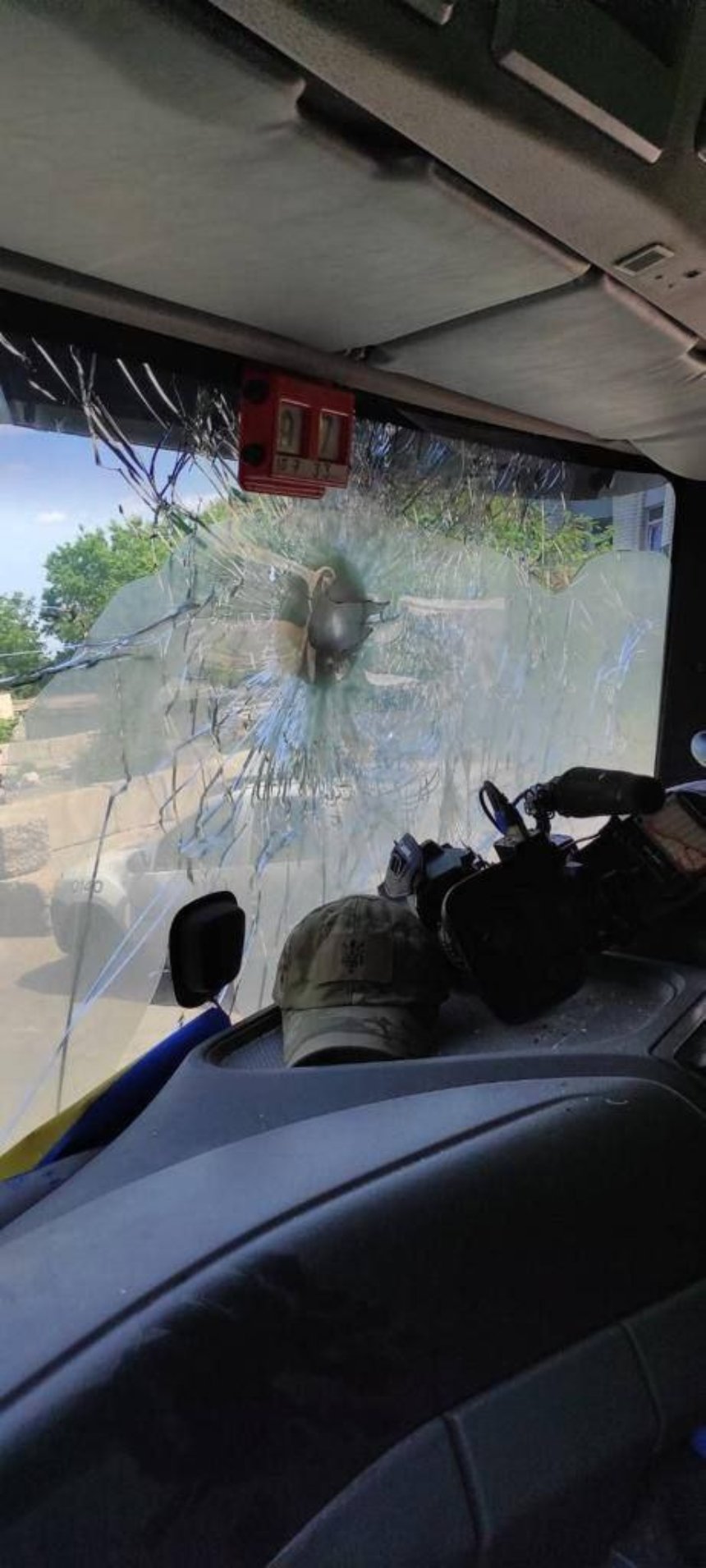 Окупанти обстріляли евакуаційний транспорт на Луганщині