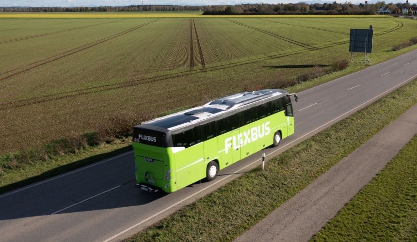 FlixBus запускає автобусну лінію з Києва до аеропортів Шопена і Модлін у Варшаві