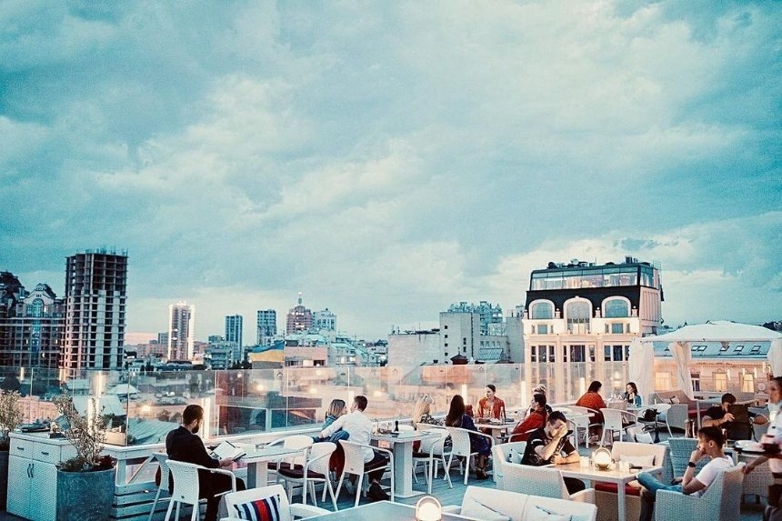 Тераса ресторану AVALON у Києві