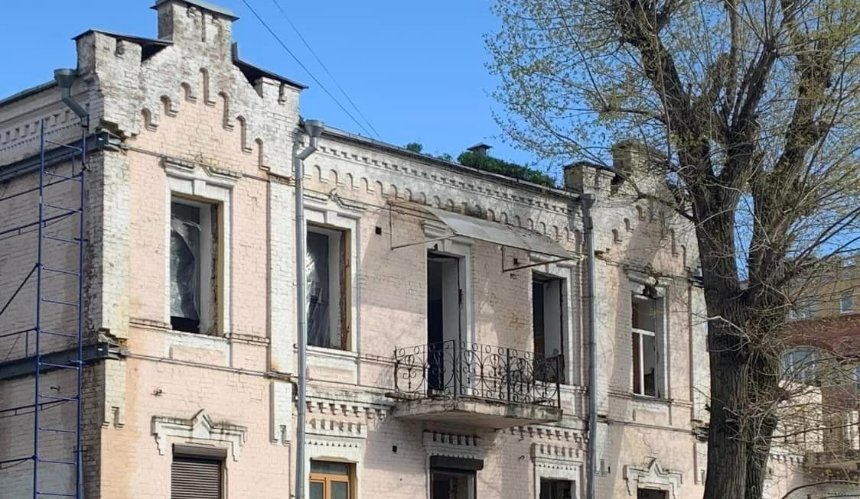 У Києві поліція відкрила кримінальне провадження щодо руйнування "Будинку з комахами"