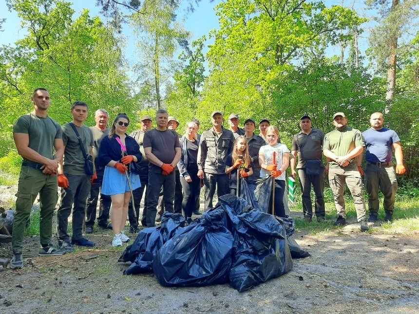 У Київському лісництві відбулась остання весняна толока