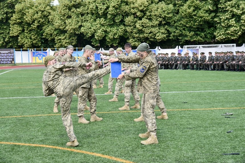 У 2024 році Київський військовий ліцей ім. Богуна випустив майже 300 кадетів