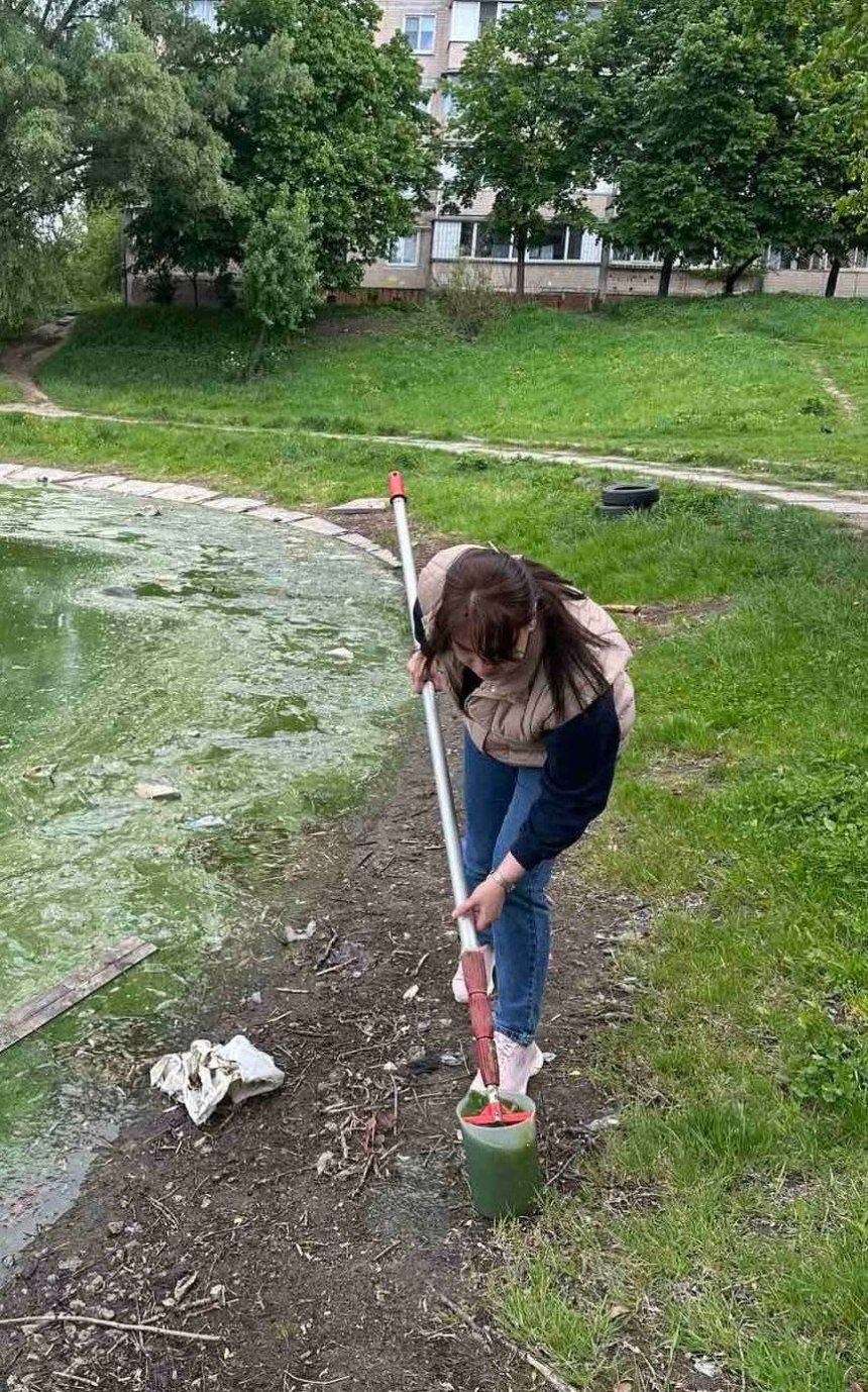 Забруднення на озері Віра у Святошинському районі Києва: що відомо про стан водойми