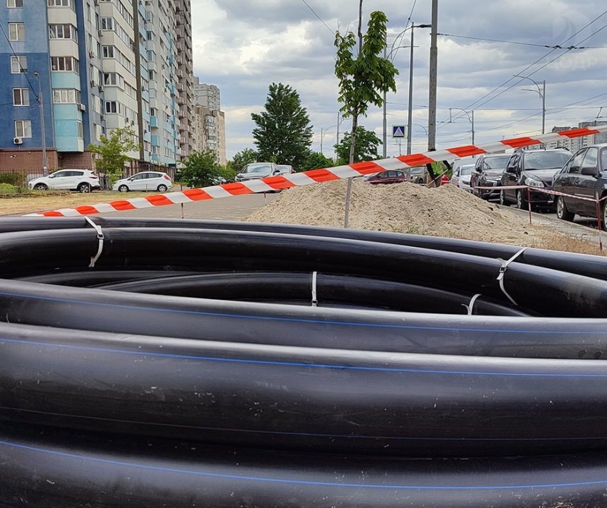 У Деснянському районі Києва облаштують новий безбар’єрний світлофор: подробиці