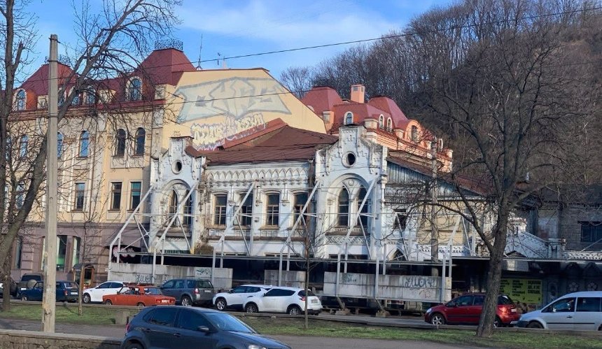 Київська влада підтримала петицію щодо збереження садиби Ницке