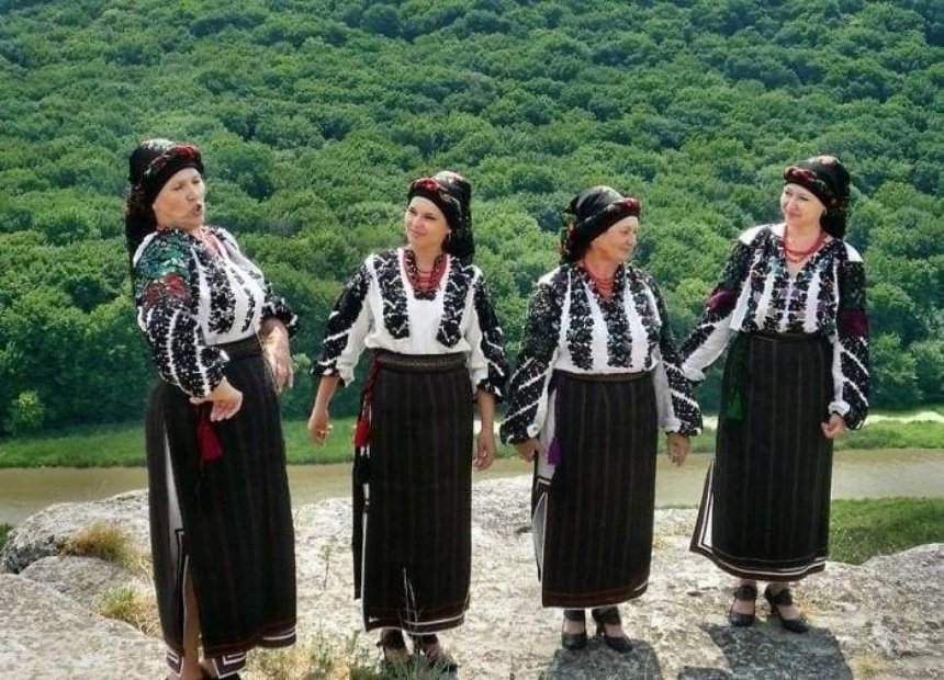 Борщівська сорочка