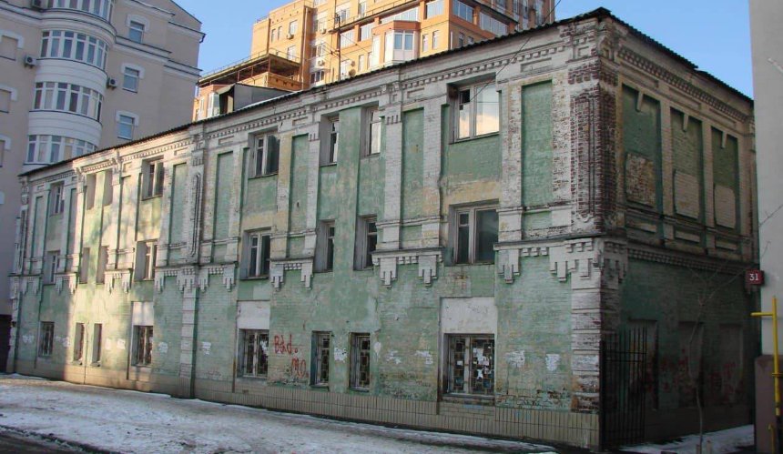 Замість лісопильні Сніжка: суд дозволив будівництво багатоповерхівки на Подолі