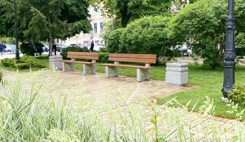 До Дня Києва повністю оновили сквер "Золотоворітський": як він виглядає