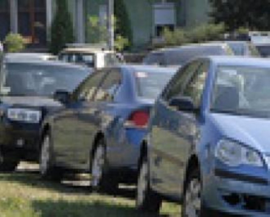 Отныне все украинские водители смогут зарегистрировать свои авто в столице