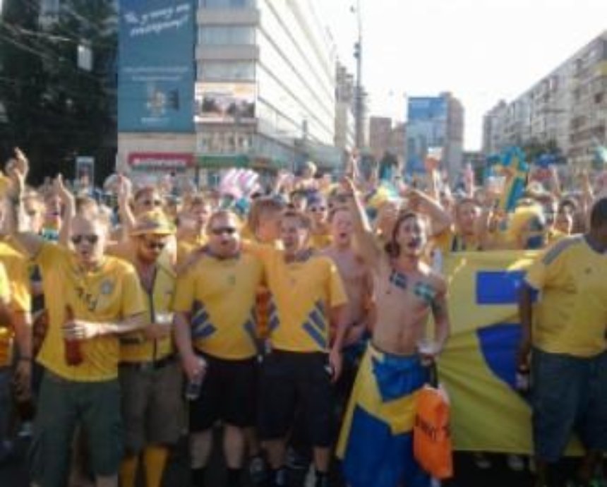 Центр Киева снова перекроют из-за шествия шведских болельщиков (список улиц)