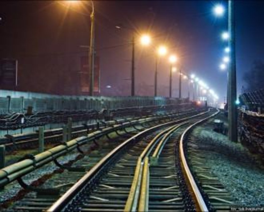Металлическая смена: как меняют рельсы в метро