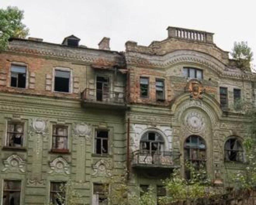В Киеве объявили конкурс на реставрацию легендарных исторических зданий