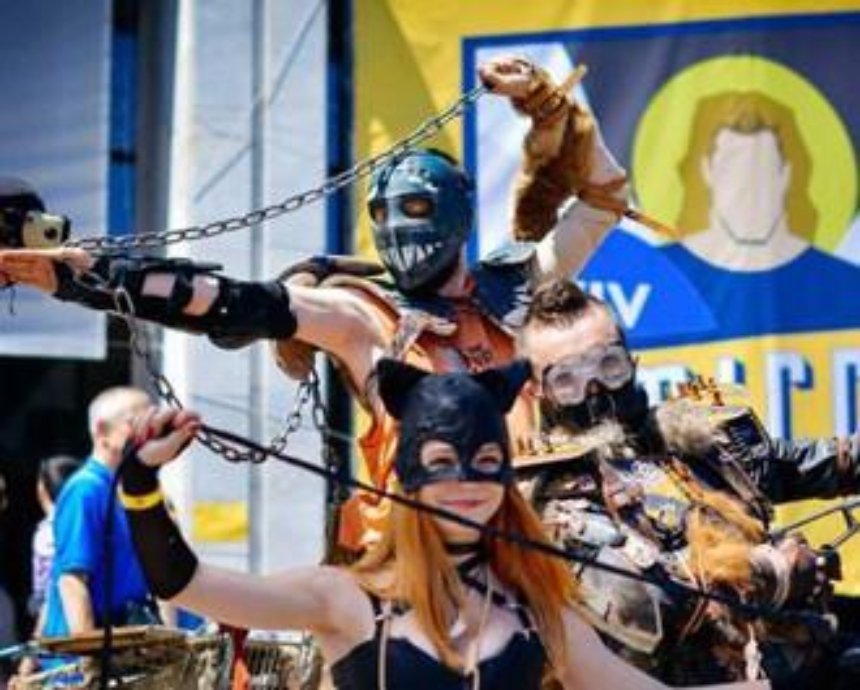 Фестиваль Kyiv Comic Con собрал "сотню супергероев" (фото)