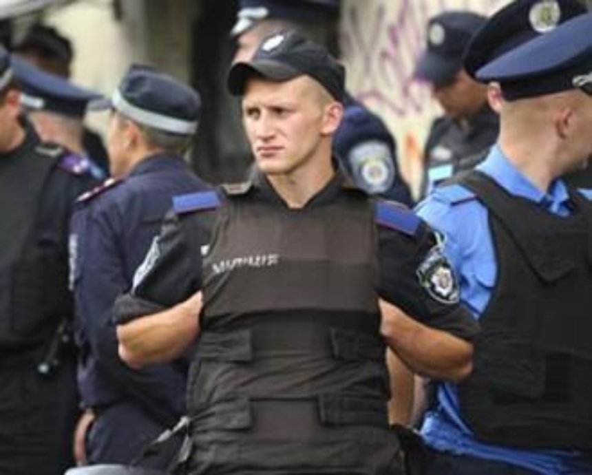 Киевские милиционеры лишились льгот в транспорте