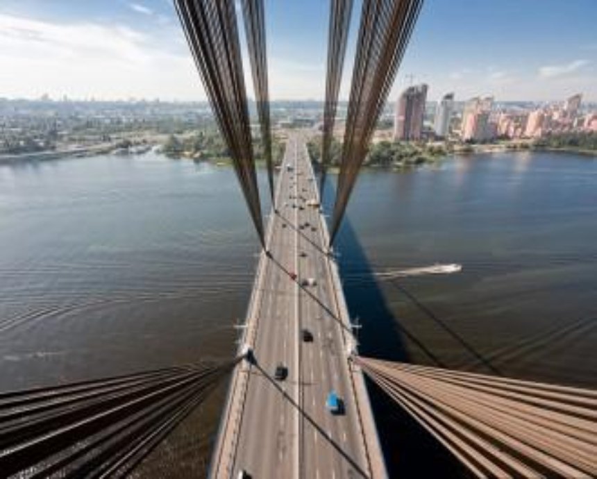 "Киевавтодор" информирует о временном перекрытии моста Патона и Московского моста