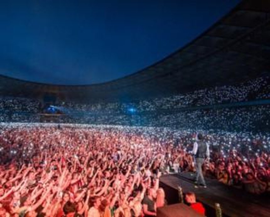 В Киеве был побит рекорд по количеству зрителей на концерте (видео)