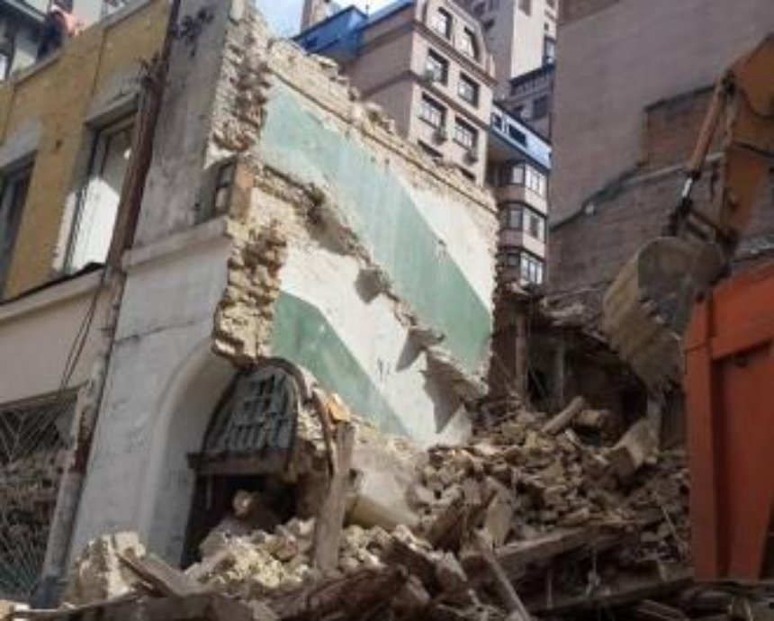 Киев теряет столетний дом (фото)