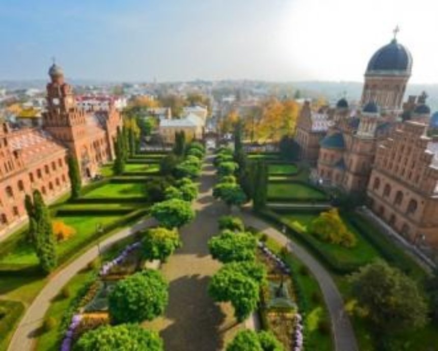 7 городов Украины для отдыха всей семьей