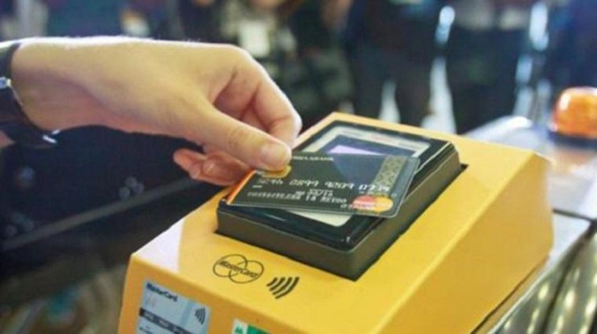 Сколько поездок в метро киевляне оплачивают банковской картой 