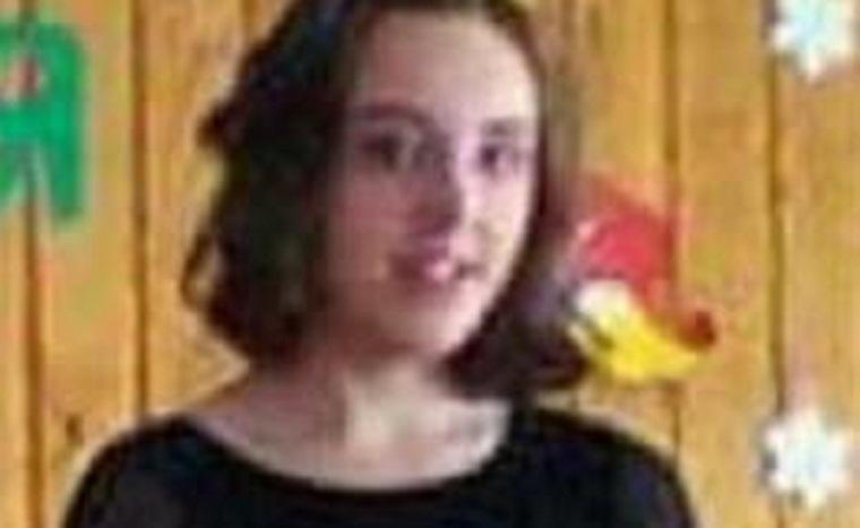 Допоможіть знайти: на Троєщині зникла неповнолітня дівчина