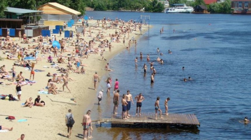 В столице открыли купальный сезон и назвали лучшие пляжи