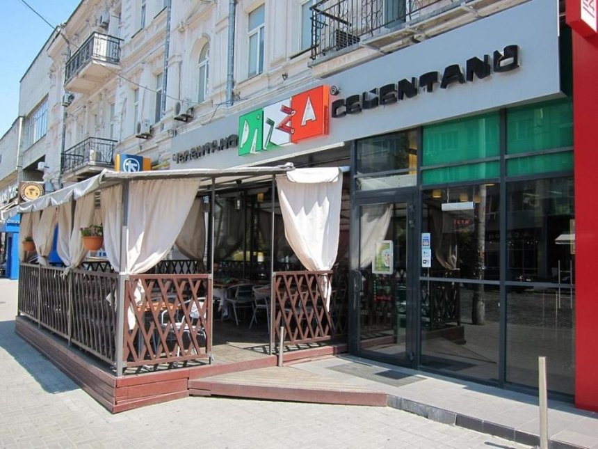 В Киеве закрывается пиццерия Pizza Celentano