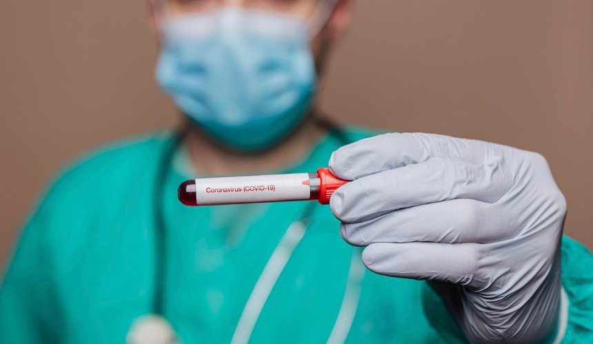 В Украине выявили первые случаи нового штамма коронавируса «Дельта»