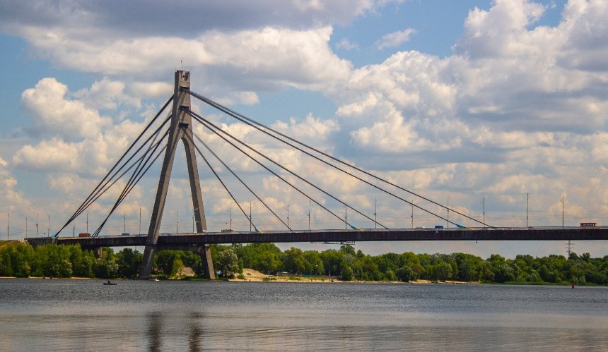 На Північному мосту обмежать рух