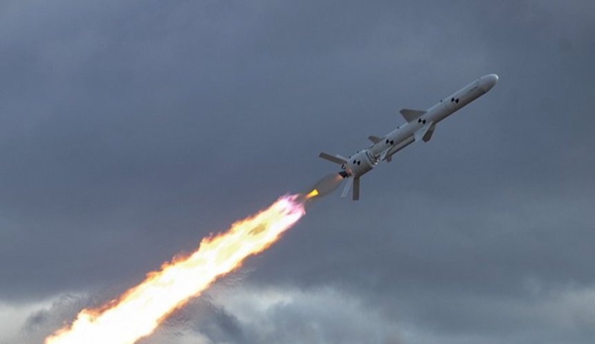 Вночі рф атакувала Київ дронами та крилатими ракетами: подробиці