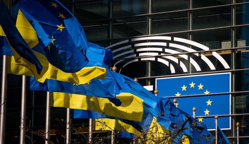Європарламент закликав прийняти Україну в НАТО