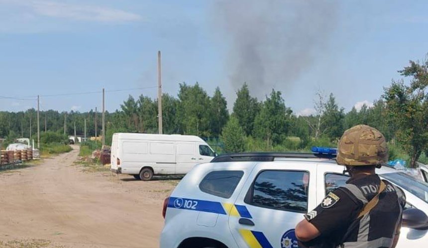 Після обстрілу на Київщині масово детонують залишені росіянами боєприпаси 