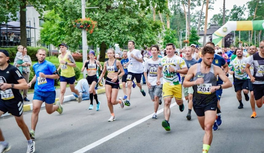 У Бучі відбувся благодійний забіг "Bucha Run 2024": фото