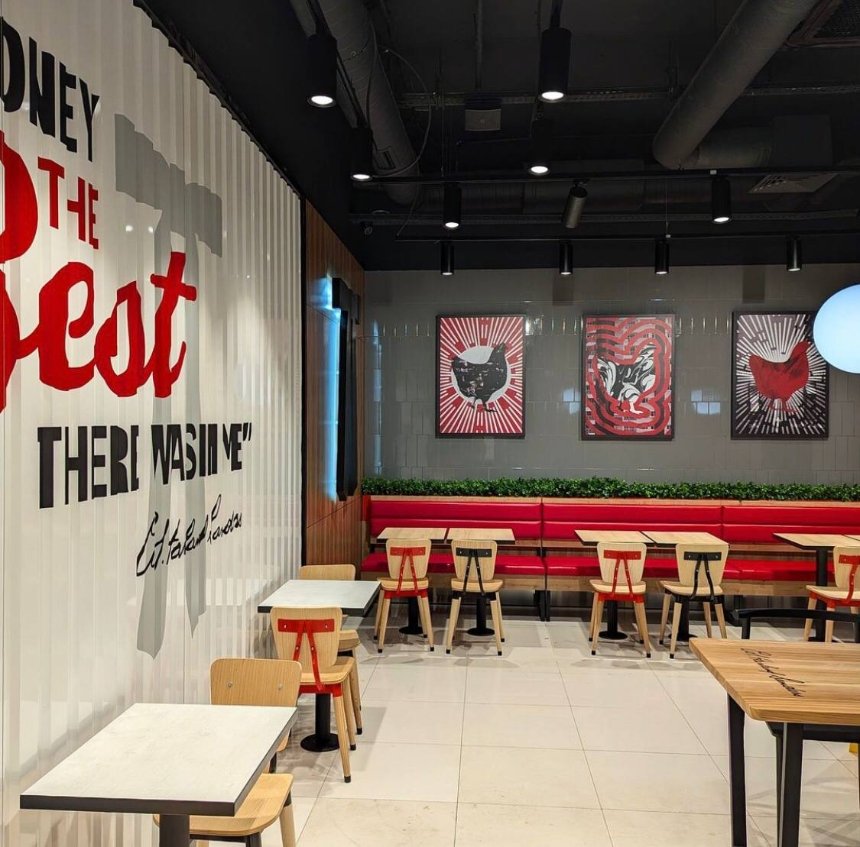 У Гостомелі на Київщині відкрився новий заклад мережі ресторанів швидкого харчування KFC: яка адерса