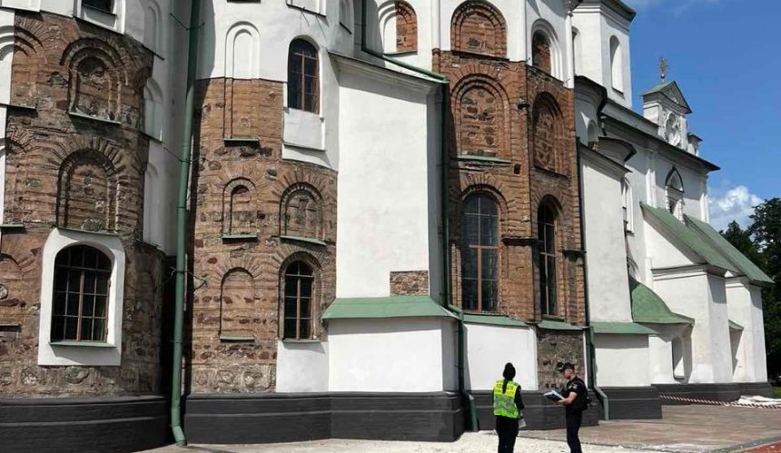Російська атака 10 червня пошкодила Софійський собор у Києві