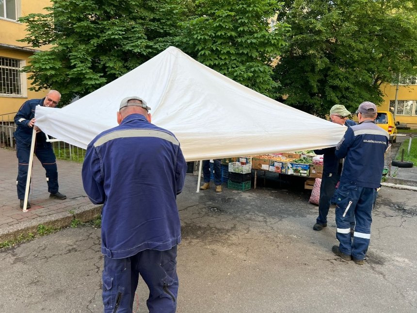 Демонтаж лотків та адмінпротоколи: у Києві триває боротьба зі стихійною торгівлею