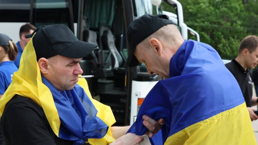 Україна повернула з полону захисників