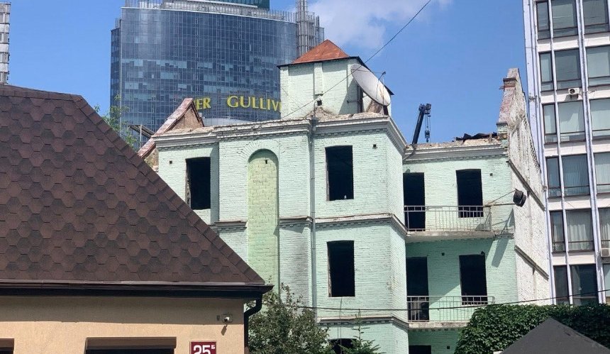 У Києві незаконно розбирають Будинок Баршаха