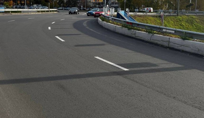 На Набережному шосе два дні обмежуватимуть рух транспорту: схема