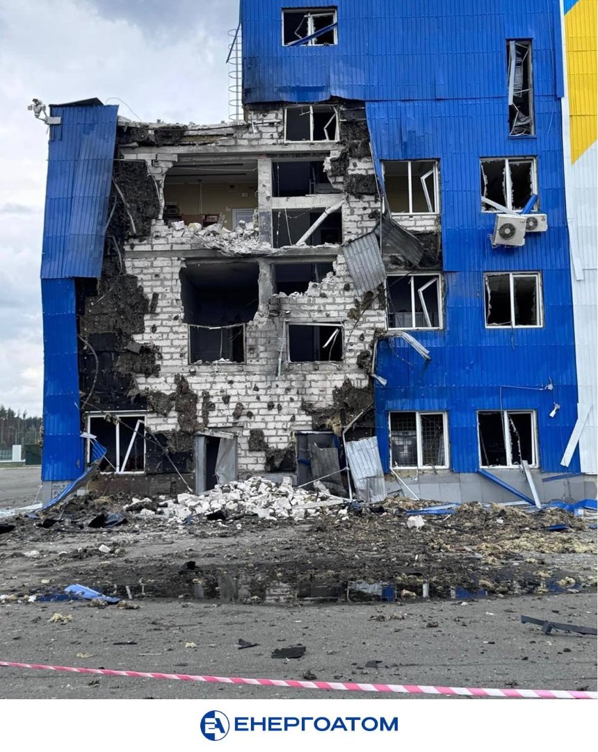 З'явилися фото наслідків удару по сховищу ядерного палива на Київщині