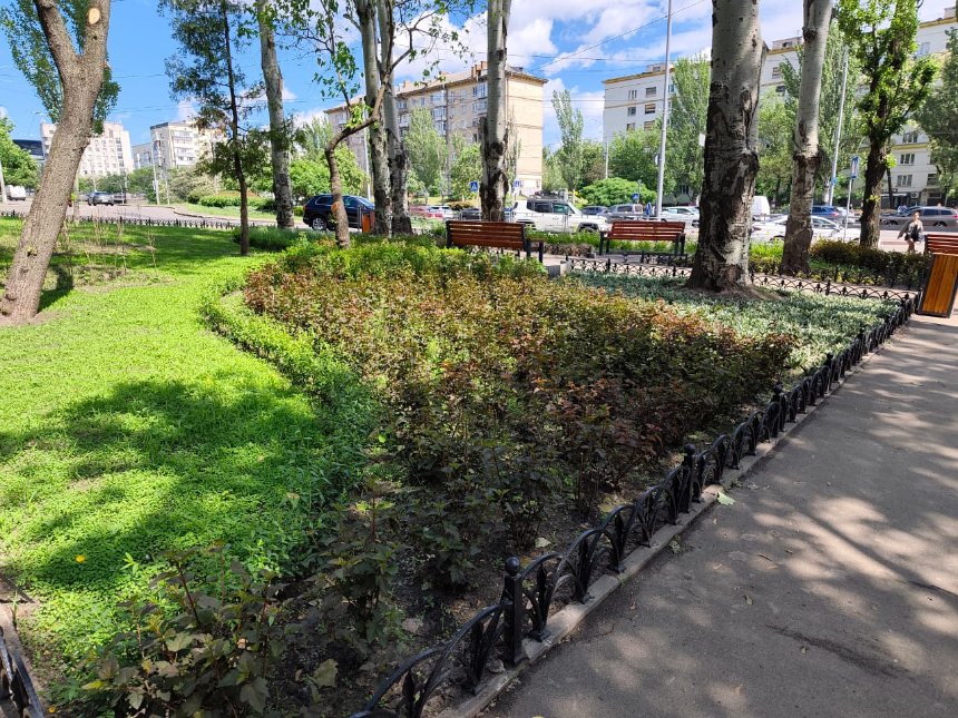 У Києві з'явилися шість нових "кишенькових скверів"