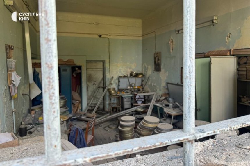 Удар по кіностудії Довженка у Києві: вдалося врятувати 600 фільмів