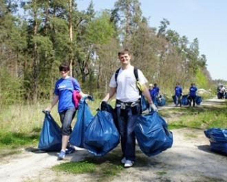 В День рыбака уберут от мусора острова Киевской акватории