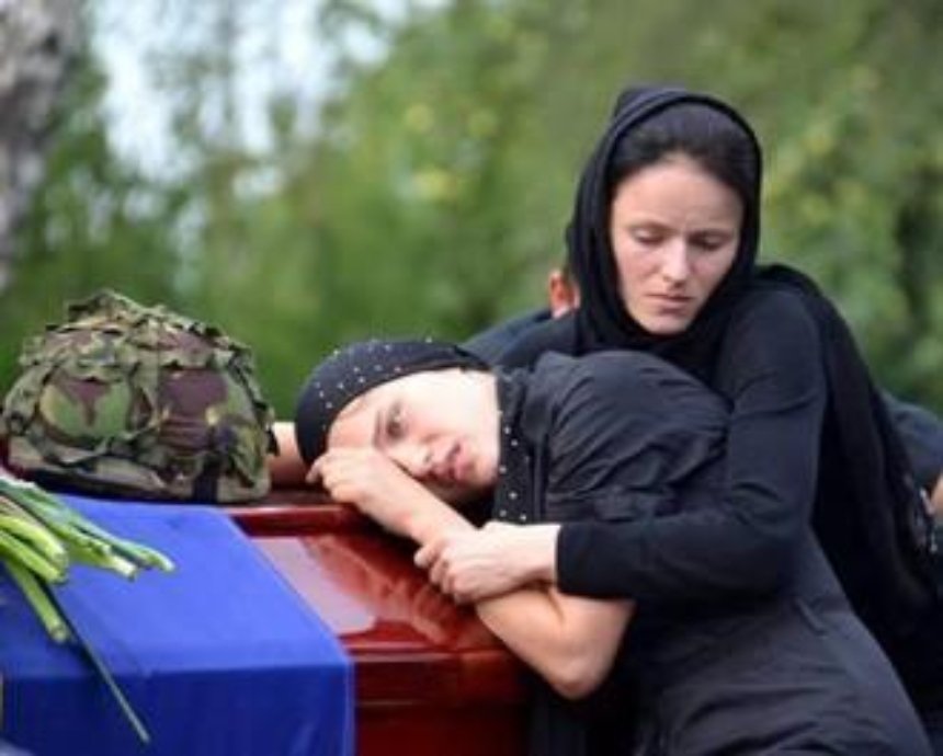 В Киеве похоронили погибшего бойца батальона "Айдар"